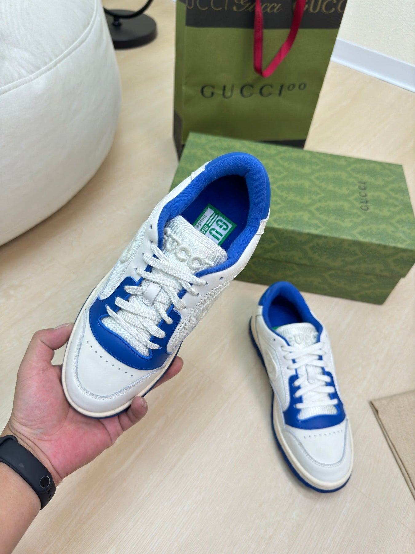 GG INTERLOCKING G SNEAKER BLUE WHITE CALFSKIN AND FABRIC