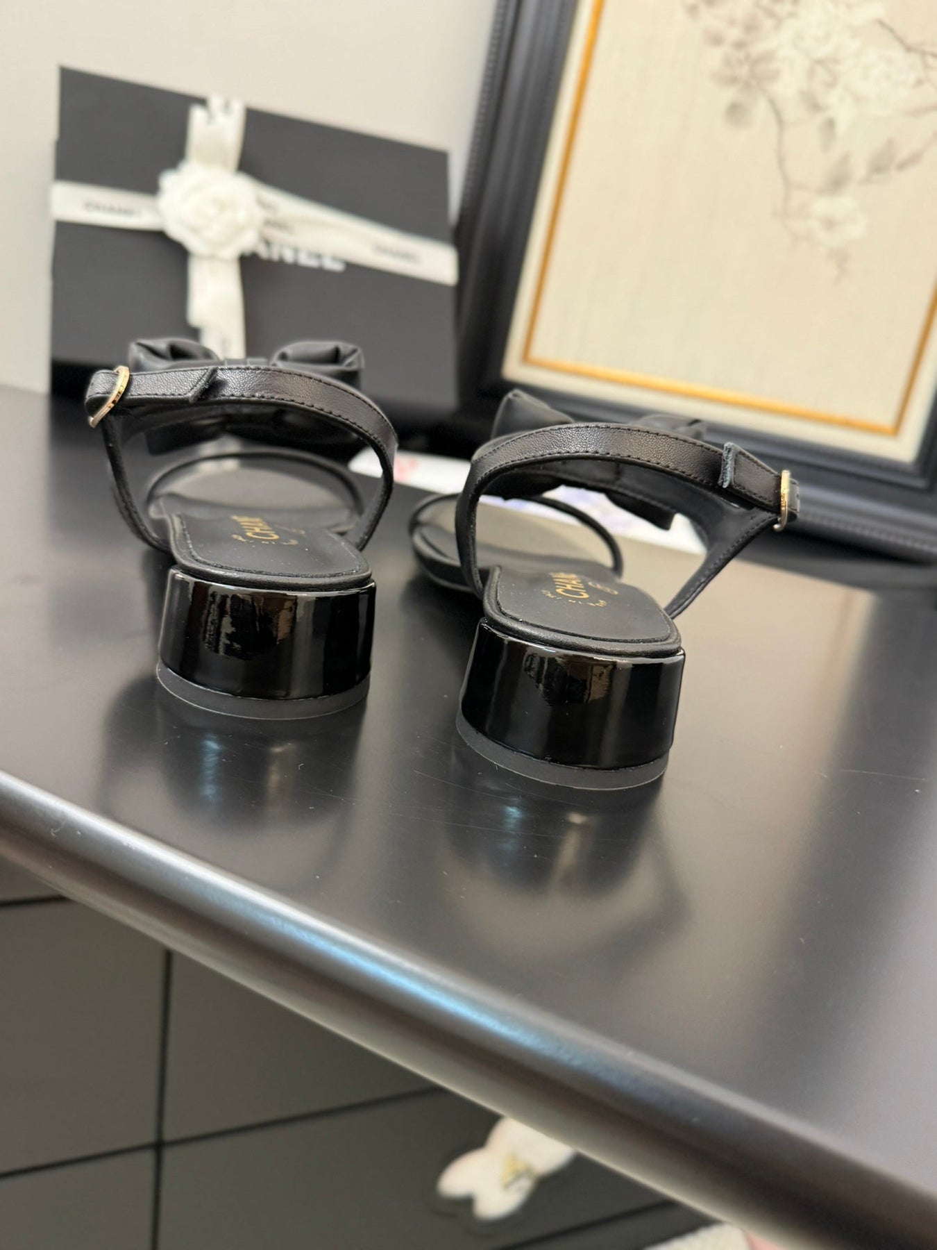 FLAT SANDALS 5 MM IN BLACK CALFSKIN