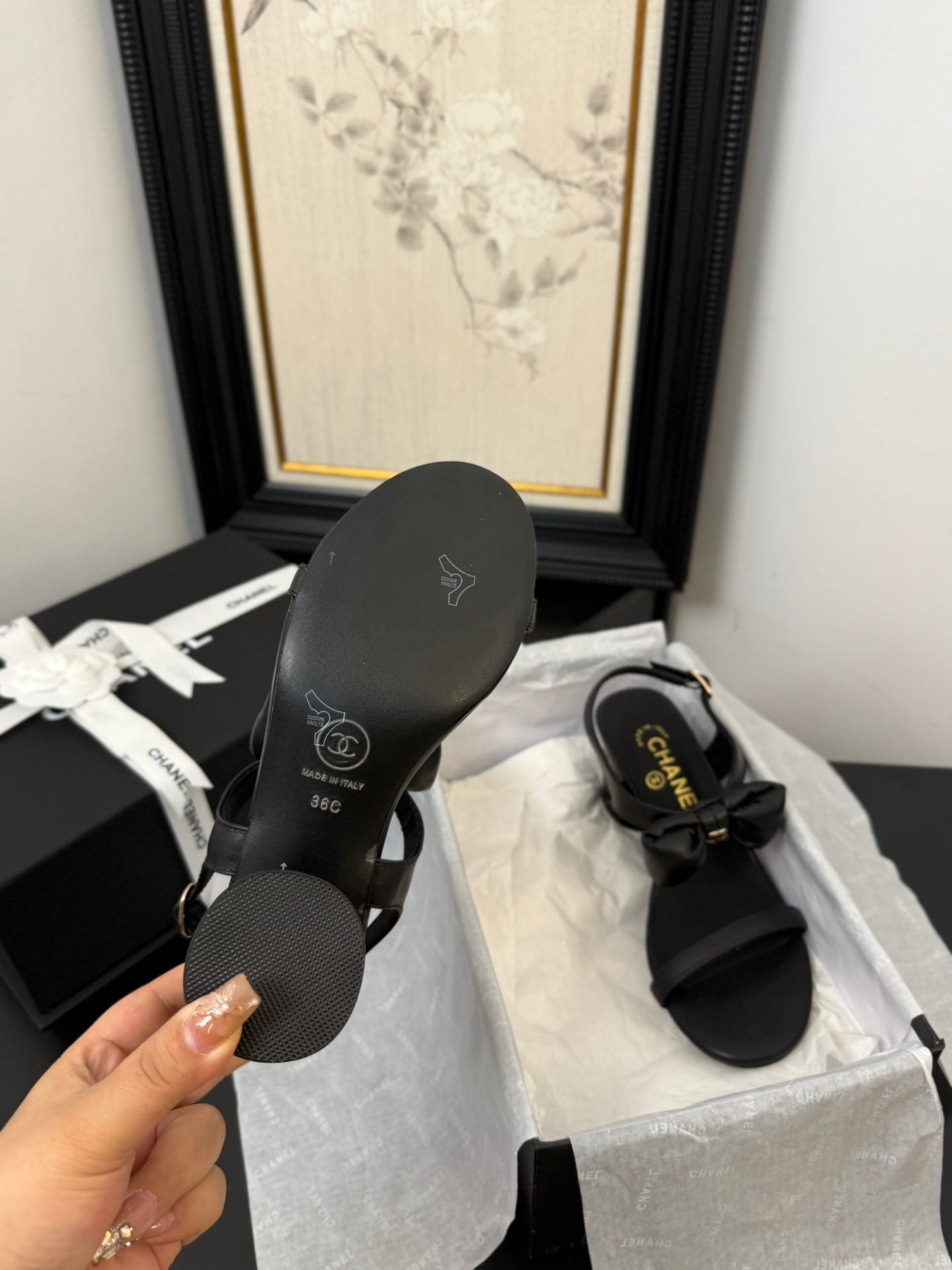 MID HEEL 45 MM SANDALS IN BLACK CALFSKIN