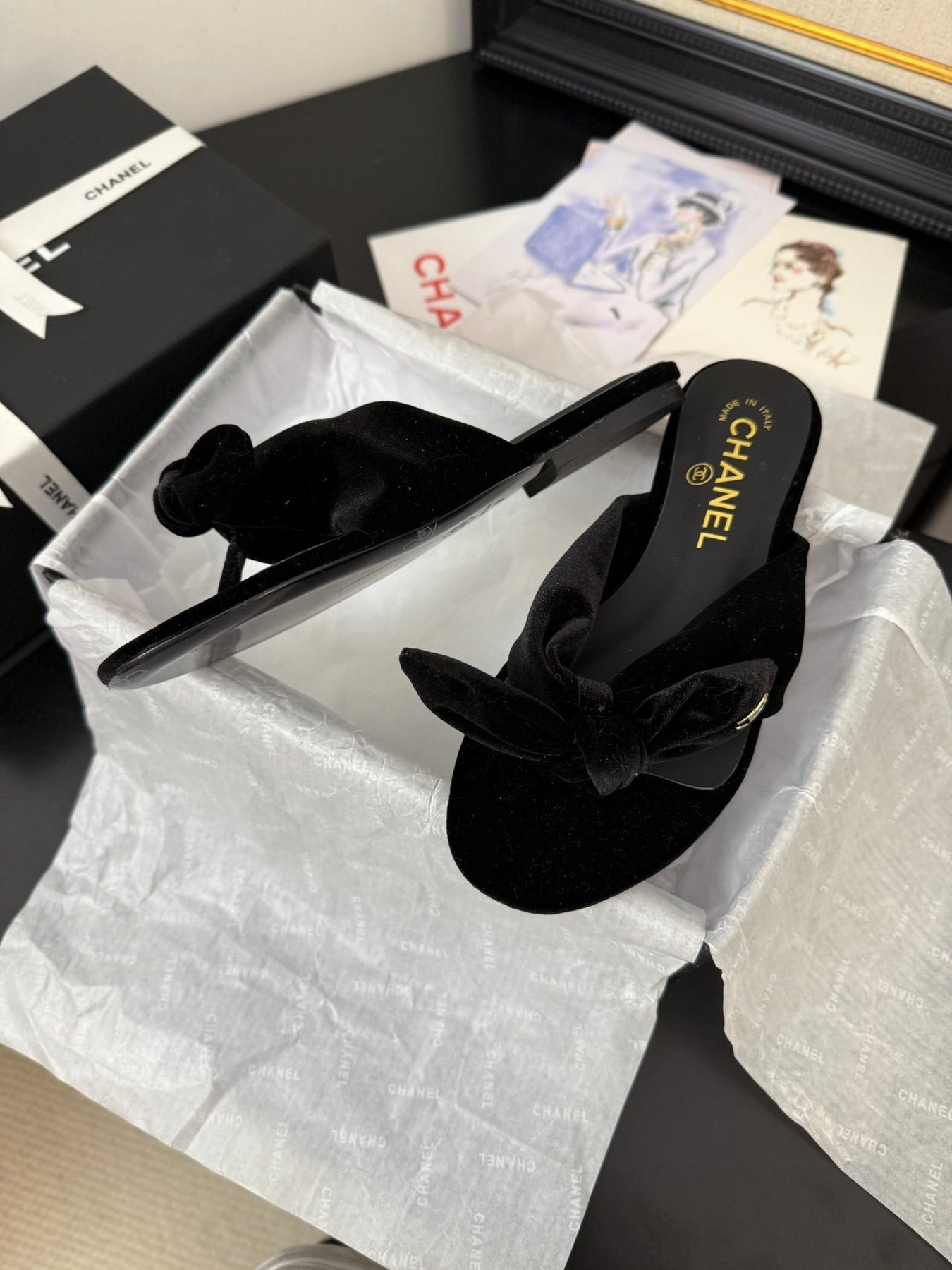 CC 25C Thong Sandal Bow Black Velvet fabric 233564