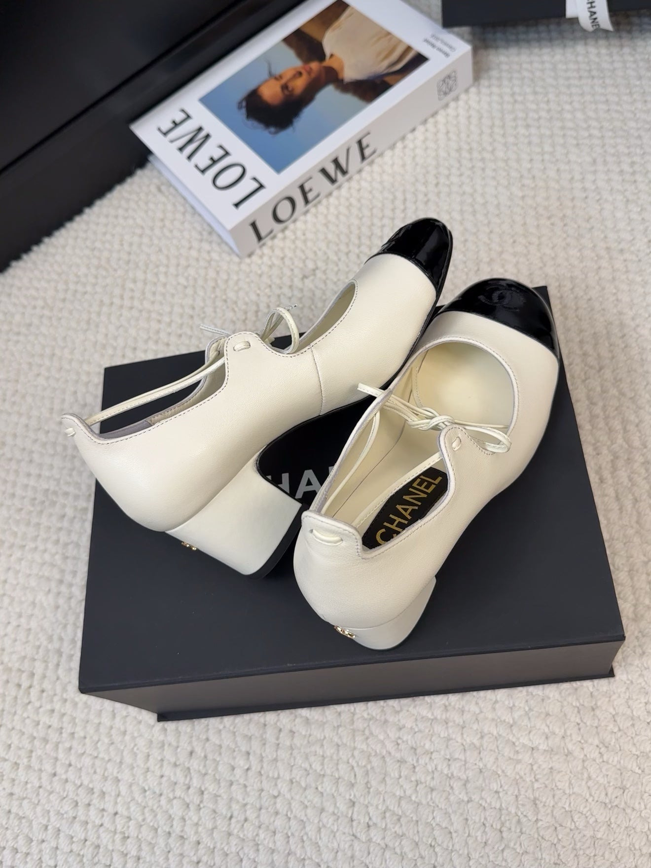 MARY JANE PUMPS 55 MM IN WHITE MIX BLACK LAMBSKIN