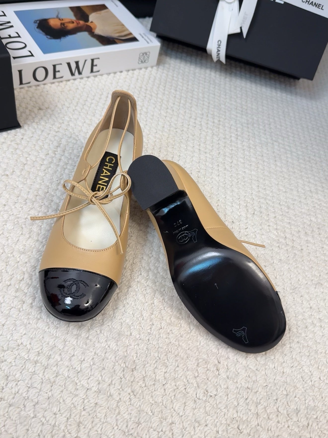 MARY JANE PUMPS 55 MM IN SAND YELLOW MIX BLACK LAMBSKIN