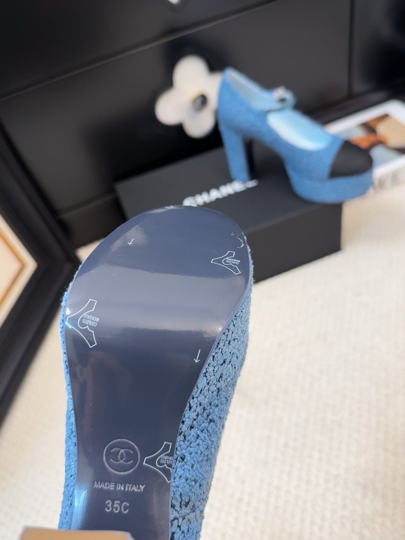 FLATFORM SANDAL IN AEGEAN BLUE TWEED AND BLACK FABRIC