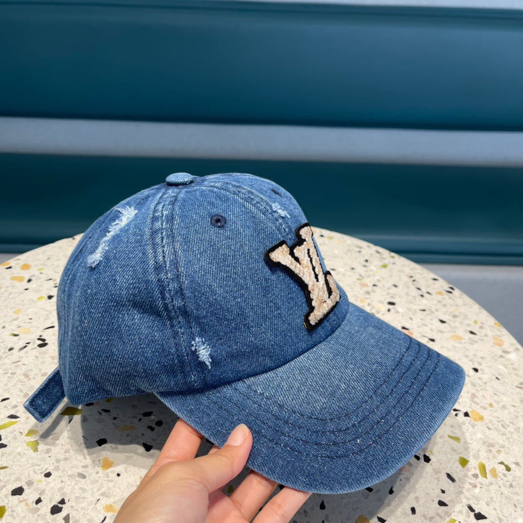 BASEBALL CAP IN CLASSIC BLUE DENIM 433085