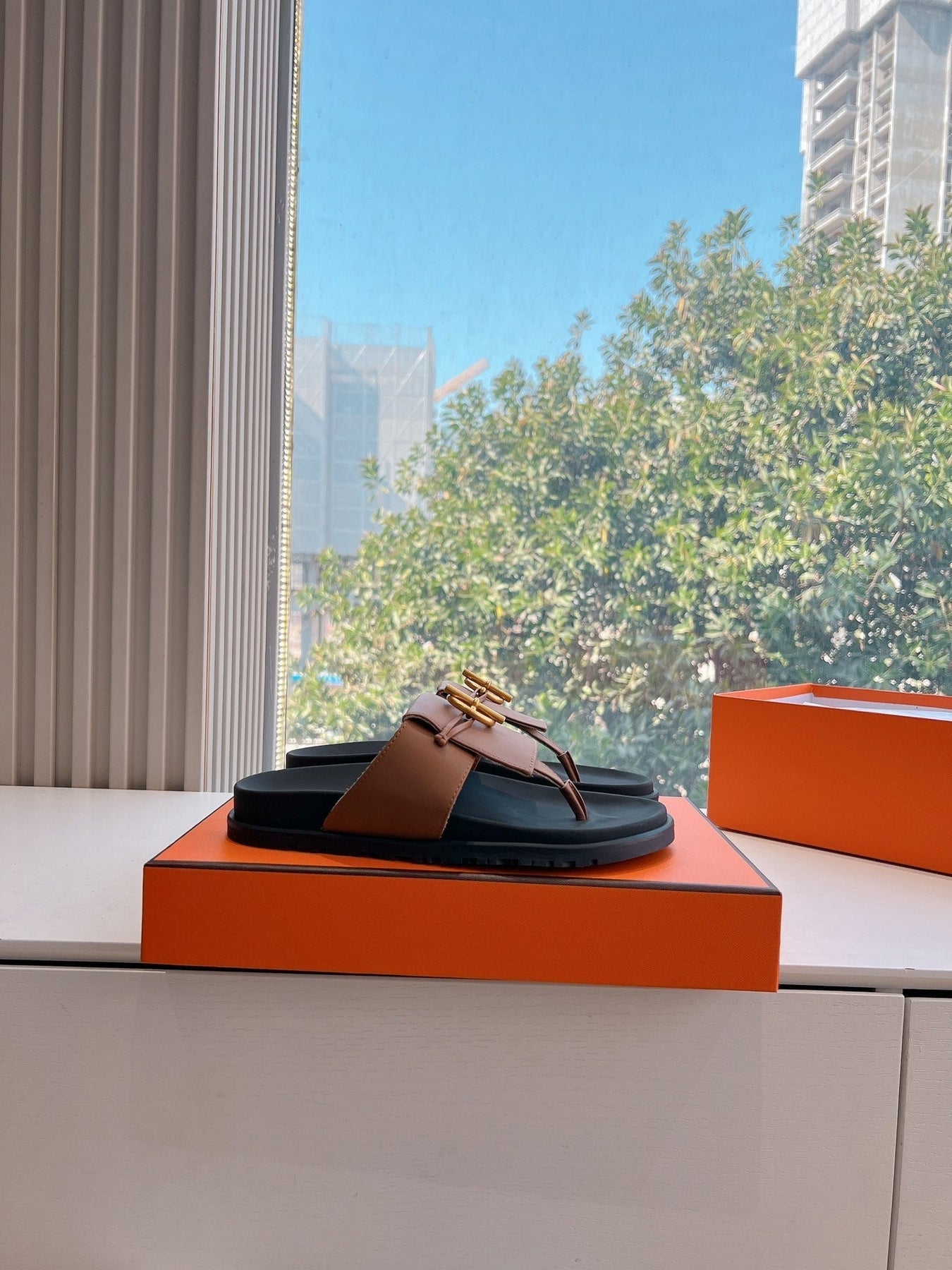 JOYCE SANDAL IN BRONZE BROWN CALFSKIN