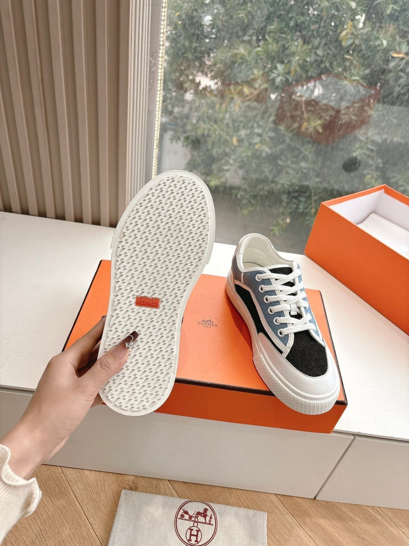 GET SNEAKER IN BLACK MIX LIGHT BLUE CANVAS AND CALFSKIN