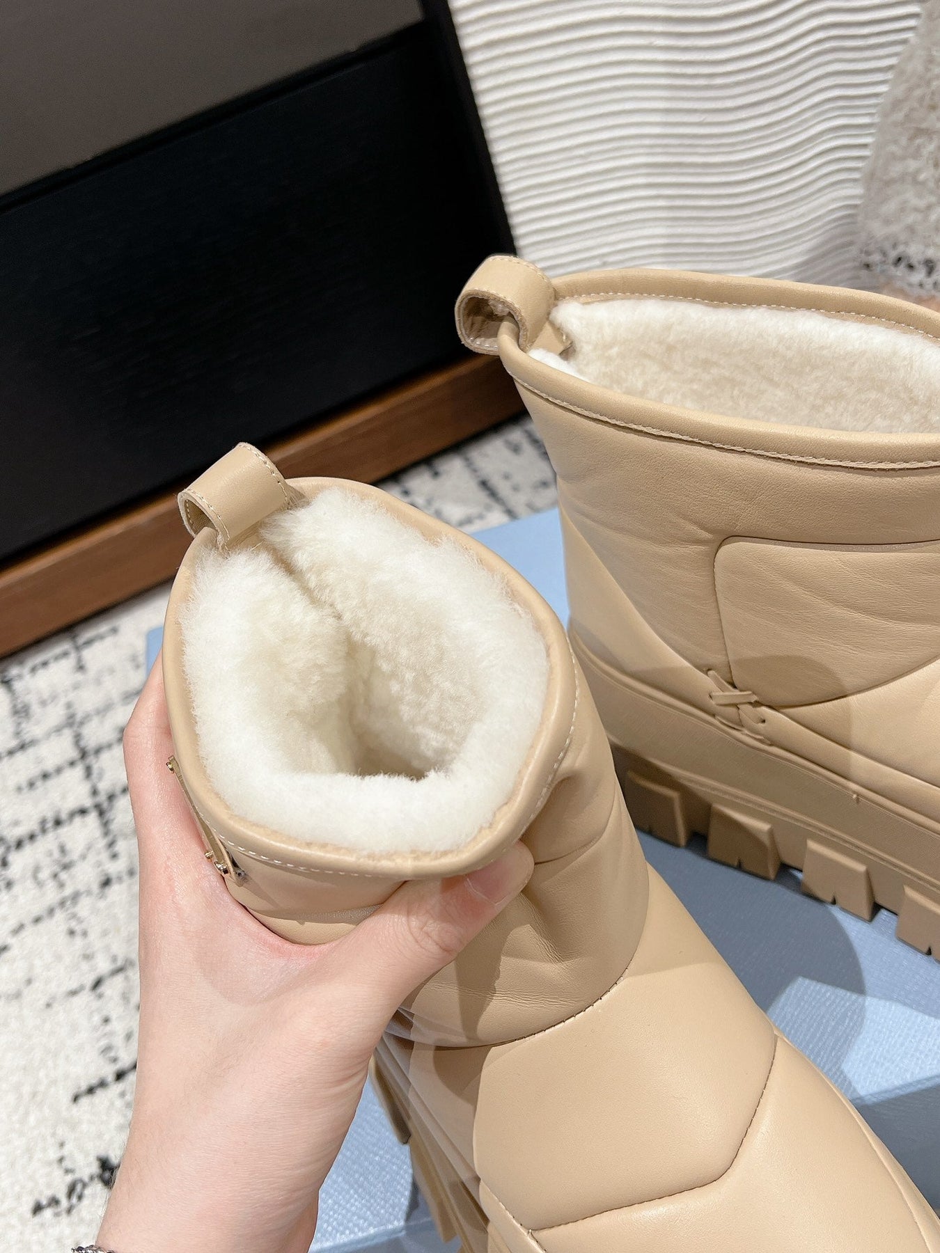 MONOLITH ANKLE BOOTS IN BUFF BEIGE CALFSKIN AND LAMB FUR LINING