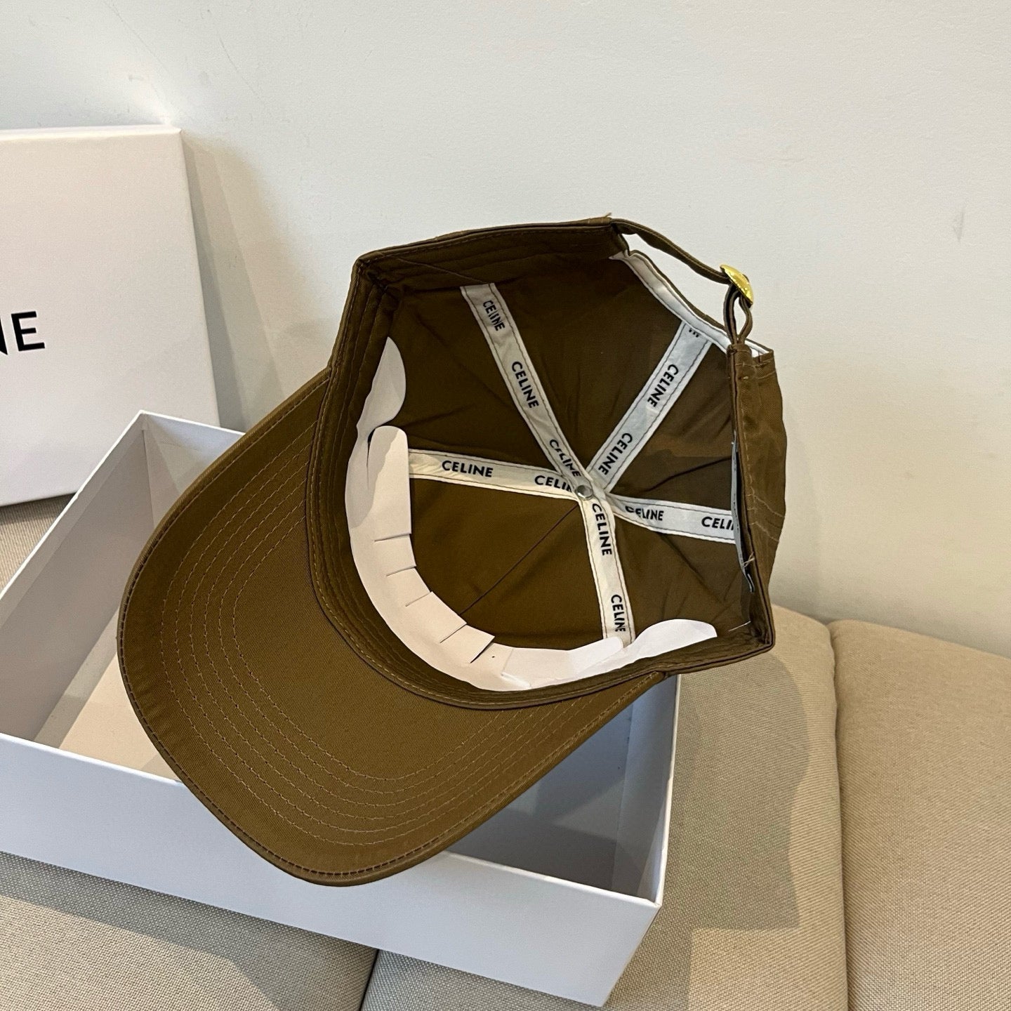 BASEBALL CAP MODEL 650193 IN BROWN FABRIC