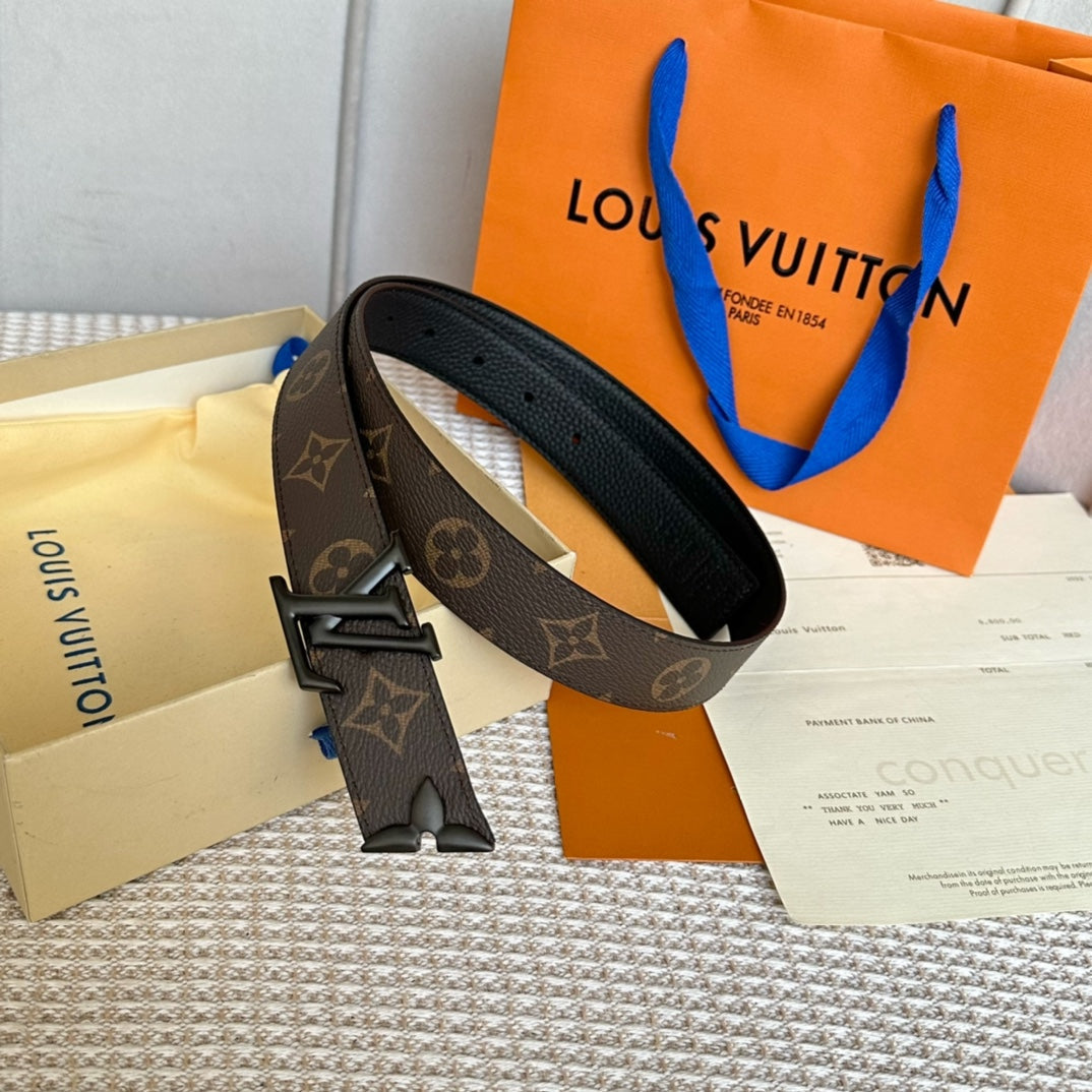 PRETTY LV 30MM REVERSIBLE BELT IN BLACK CALFSKIN BLACK HARDWARE