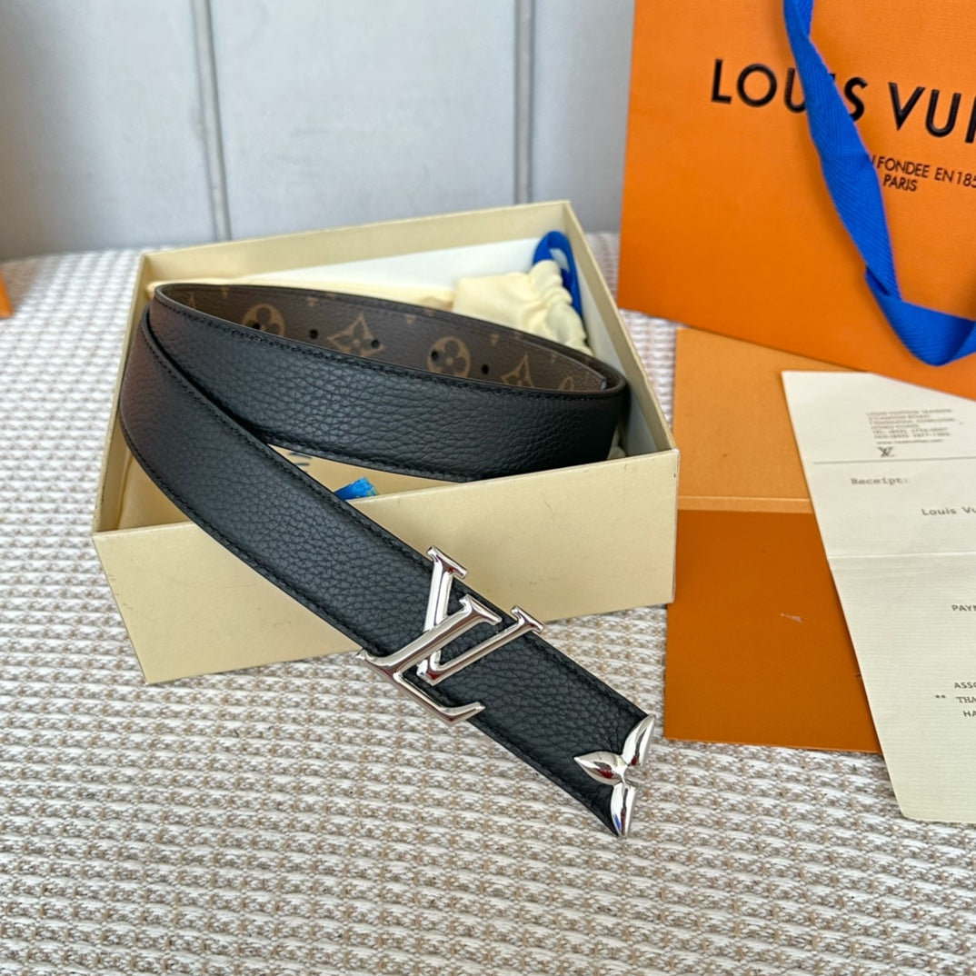 PRETTY LV 30MM REVERSIBLE BELT IN BLACK CALFSKIN SILVER HARDWARE