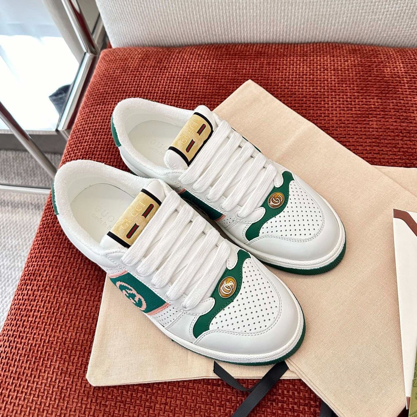 GG SCREENER SNEAKER WHITE AND DARK GREEN CALFSKIN