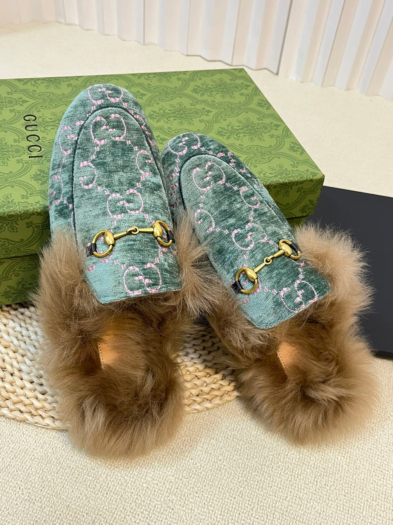 HORSEBIT MULE IN TURQUOISE MONOGRAM VELVET AND LAMB WOOL LINING