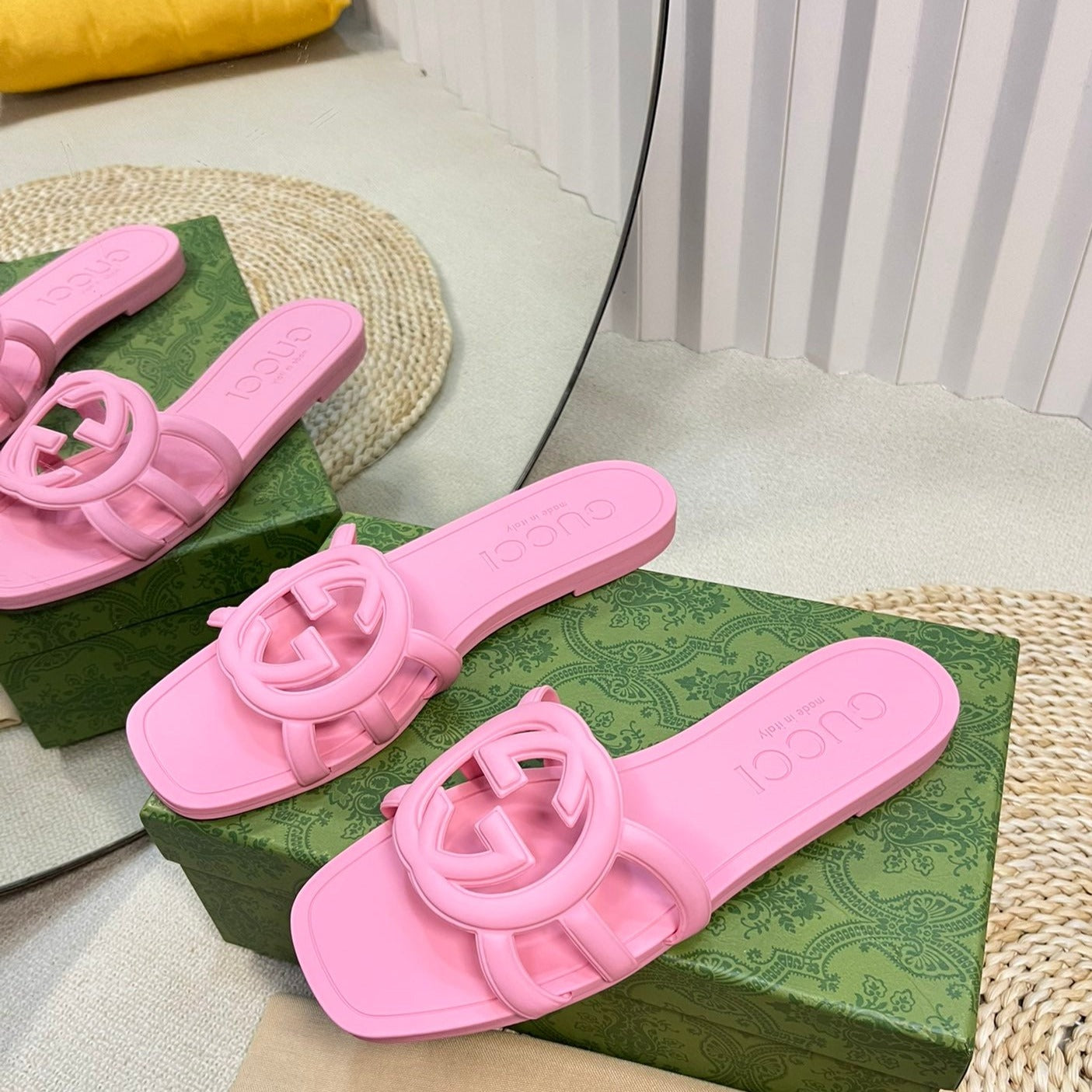 GG Rubber Slide Pink