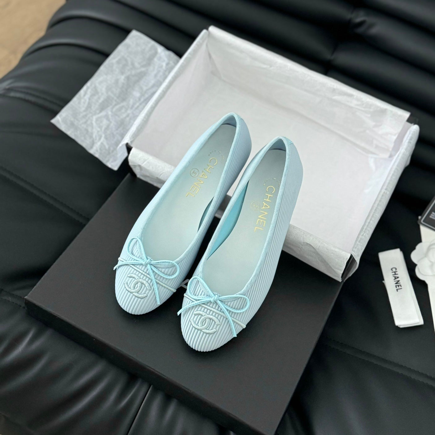 CLASSIC BALLET FLATS LIGHT BLUE LAMBSKIN