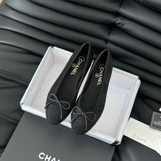 CLASSIC BALLET FLATS BLACK LAMBSKIN
