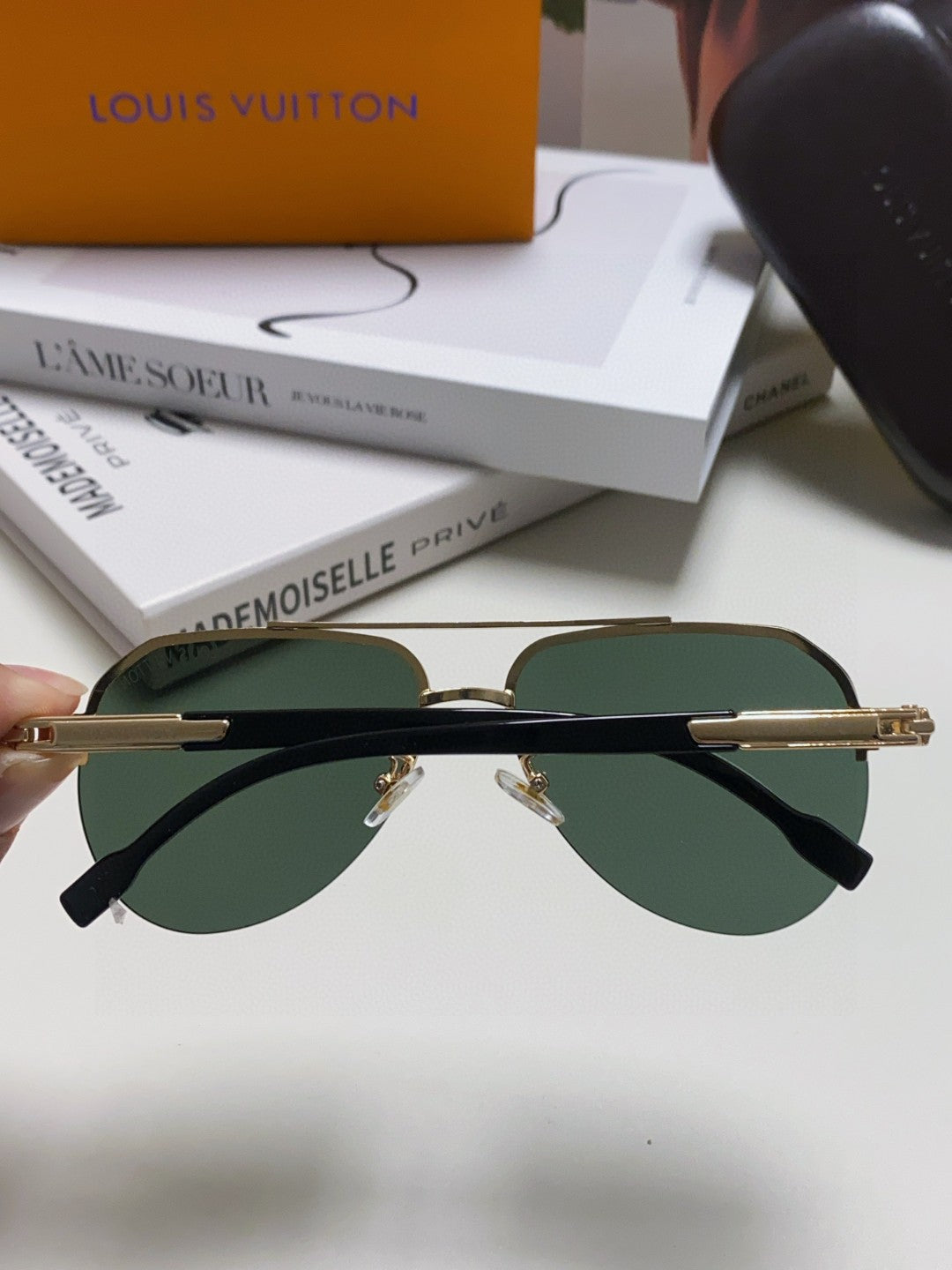 PILOT SUNGLASSES 582589 IN GOLD METAL DARK GREEN LENSES