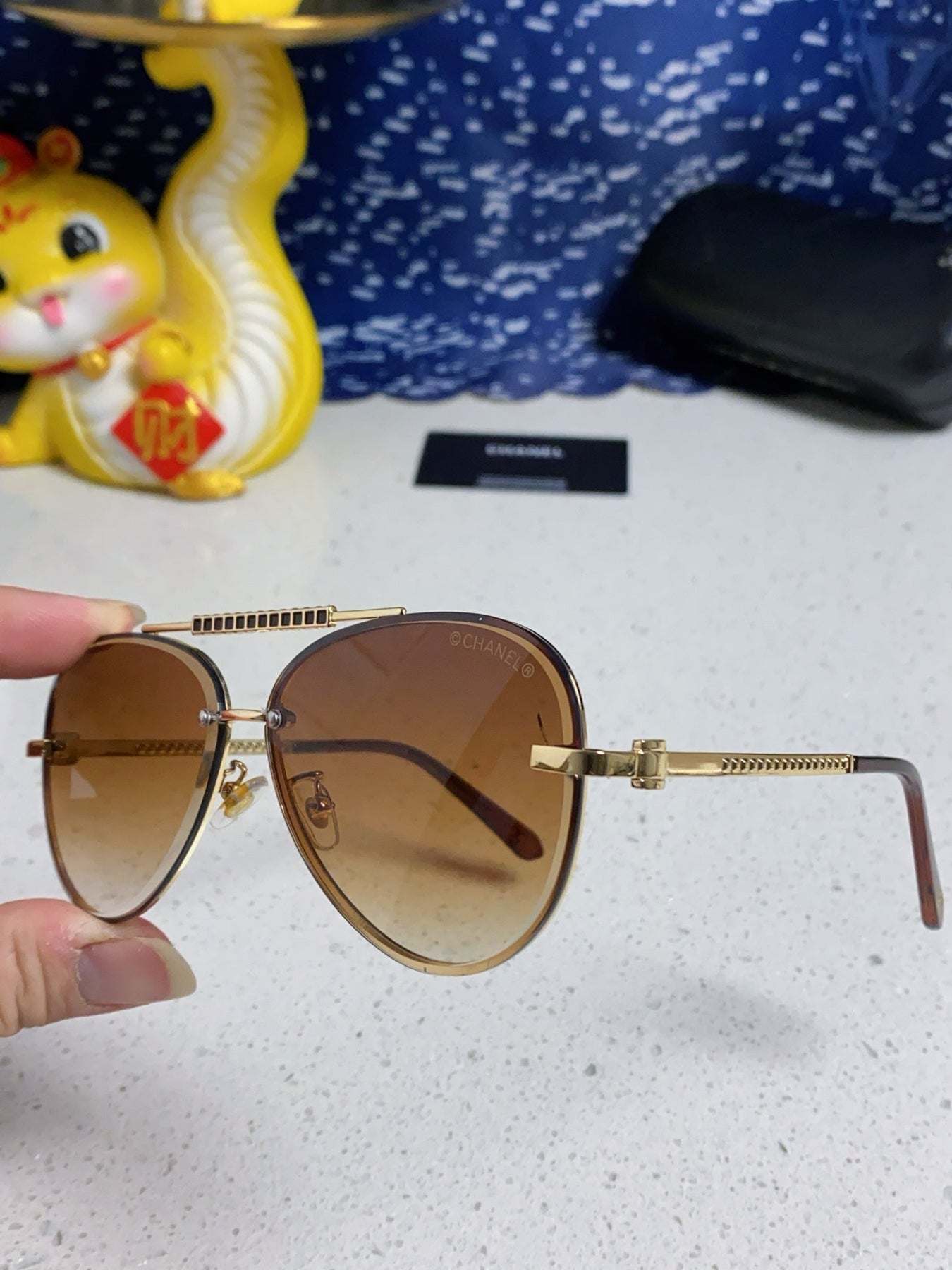 CAT EYE SUNGLASSES 641935 IN GOLD METAL BROWN SMOKE LENSES