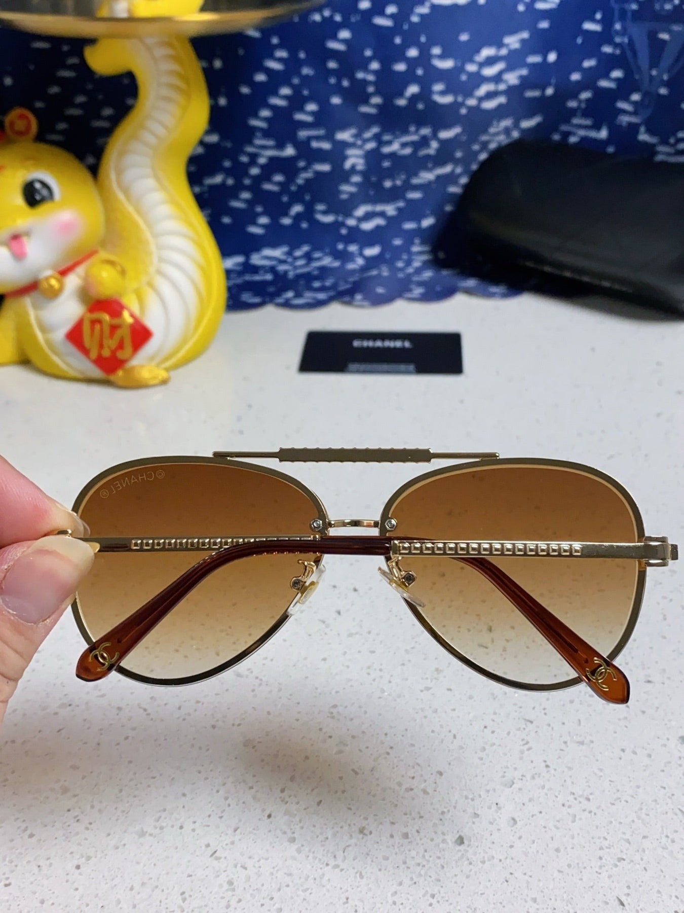 CAT EYE SUNGLASSES 641935 IN GOLD METAL BROWN SMOKE LENSES