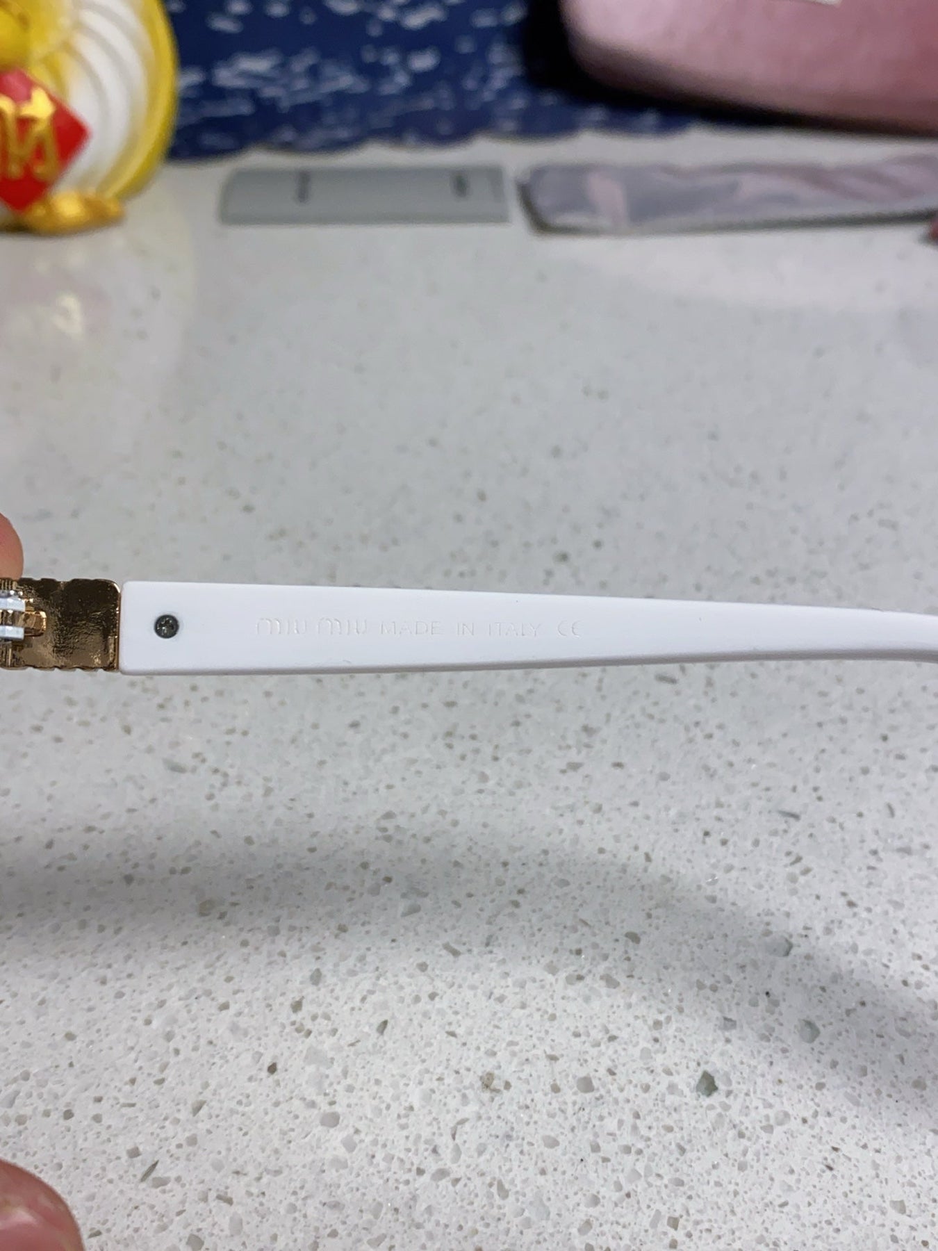 GLIMPSE SQUARE SUNGLASSES 554615 IN WHITE ACETATE