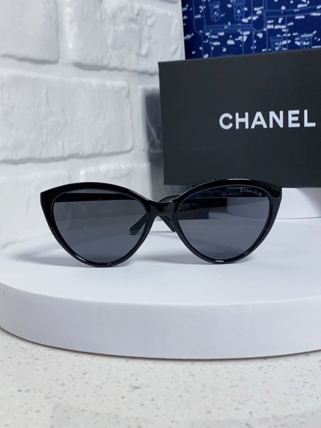 CAT EYE SUNGLASSES CH3393 IN BLACK ACETATE BLACK LENSES
