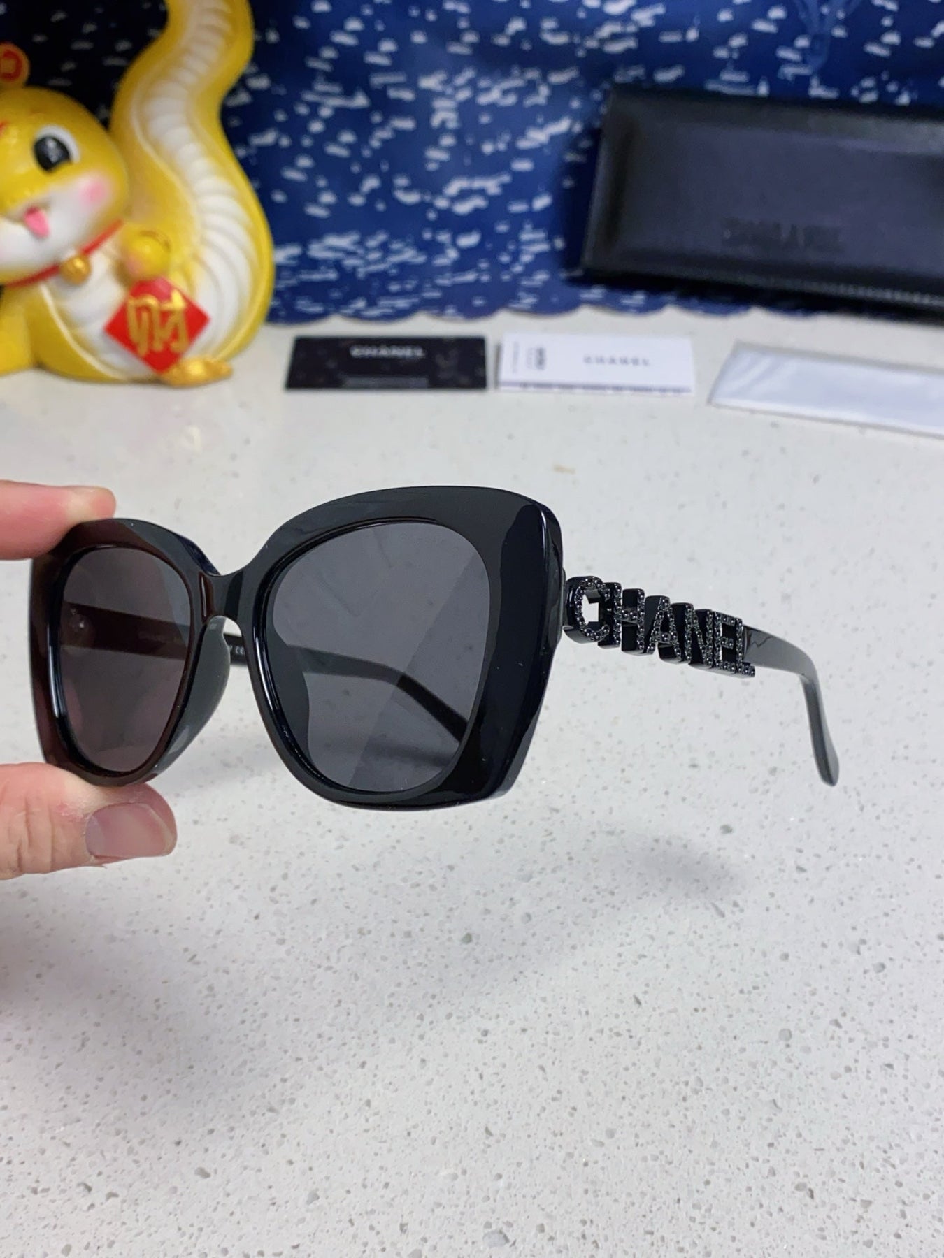 BUTTERFLY SUNGLASSES 641817 IN ACETATE BLACK METAL LOGO