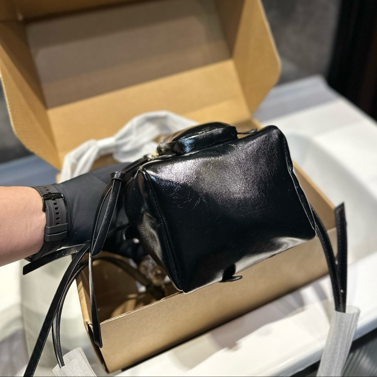 DANGLE TOP HANDLE MINI BAG 15 IN BLACK PATENT CALFSKIN