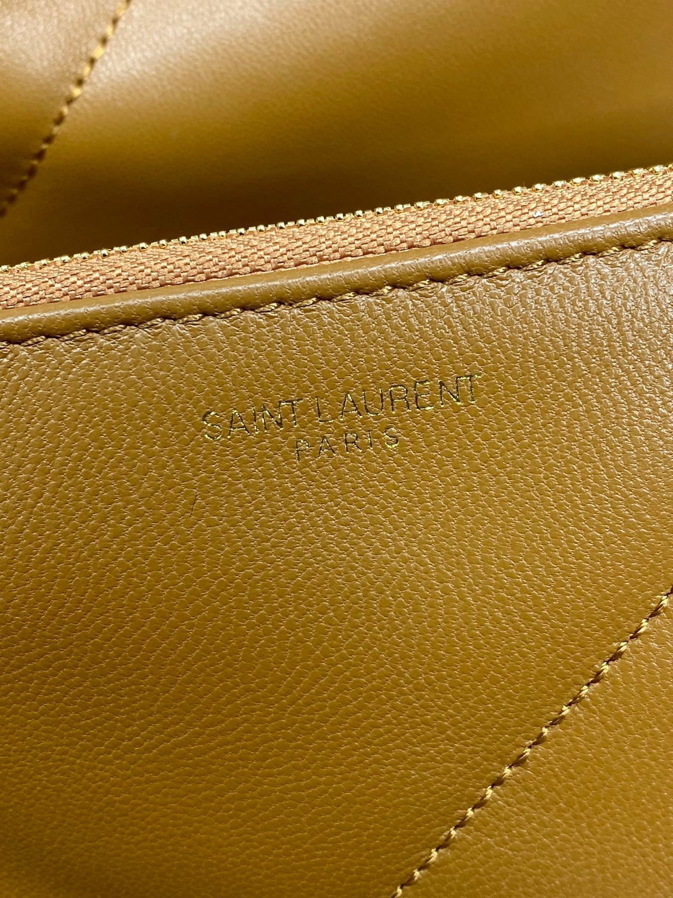 DRAWSTRING CHAIN STRAP SHOULDER BAG 39 IN TORTILLA BROWN QUILTED CALFSKIN