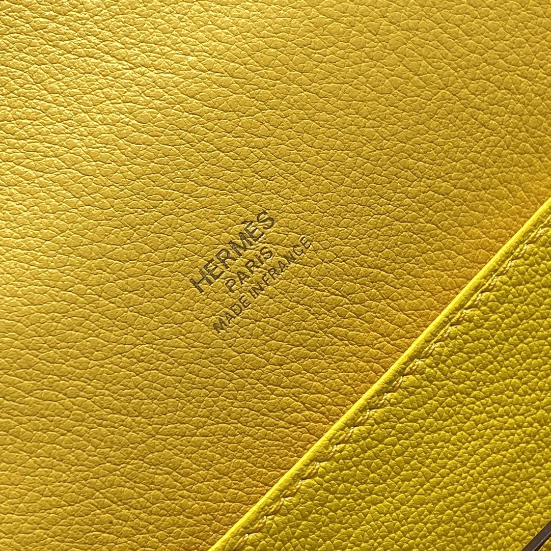 HM ROULIS 18 MINI BAG IN ANZAC YELLOW CALFSKIN GOLD-TONE HARDWARE