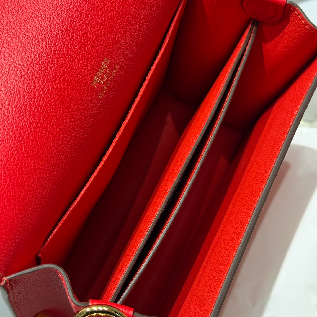 HM ROULIS 18 MINI BAG IN CARDINAL RED CALFSKIN GOLD-TONE HARDWARE