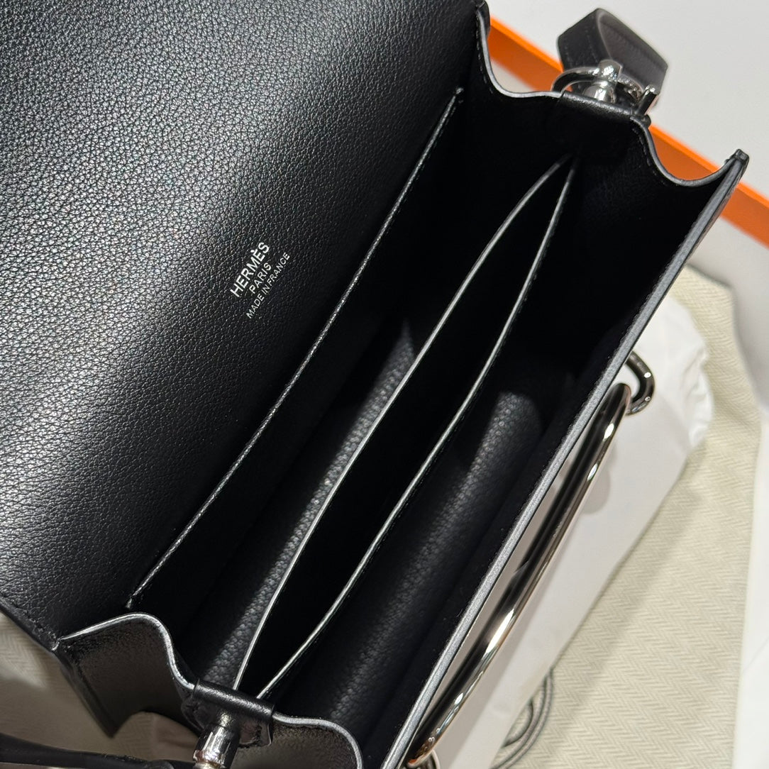 HM ROULIS 18 MINI BAG IN BLACK CALFSKIN SILVER-TONE HARDWARE