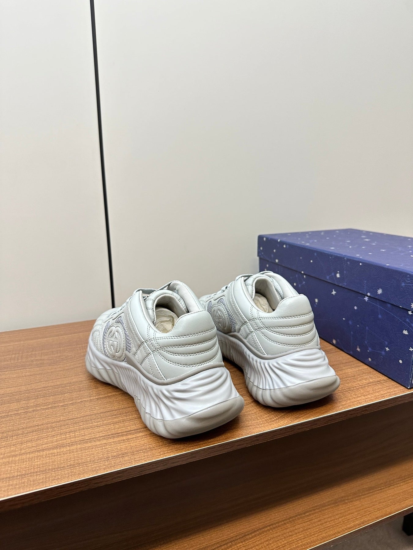 GG Ripple Leather Sneakers White Pearl