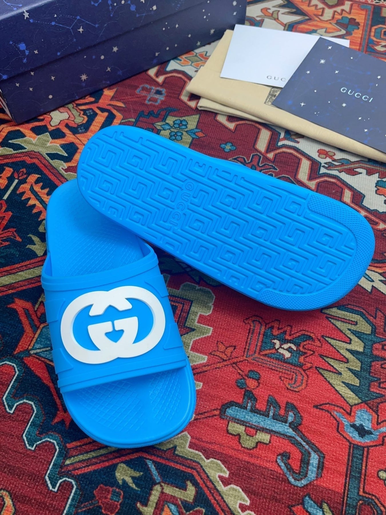 GG INTERLOCKING G SLIDE SANDAL BRIGHT BLUE RUBBER