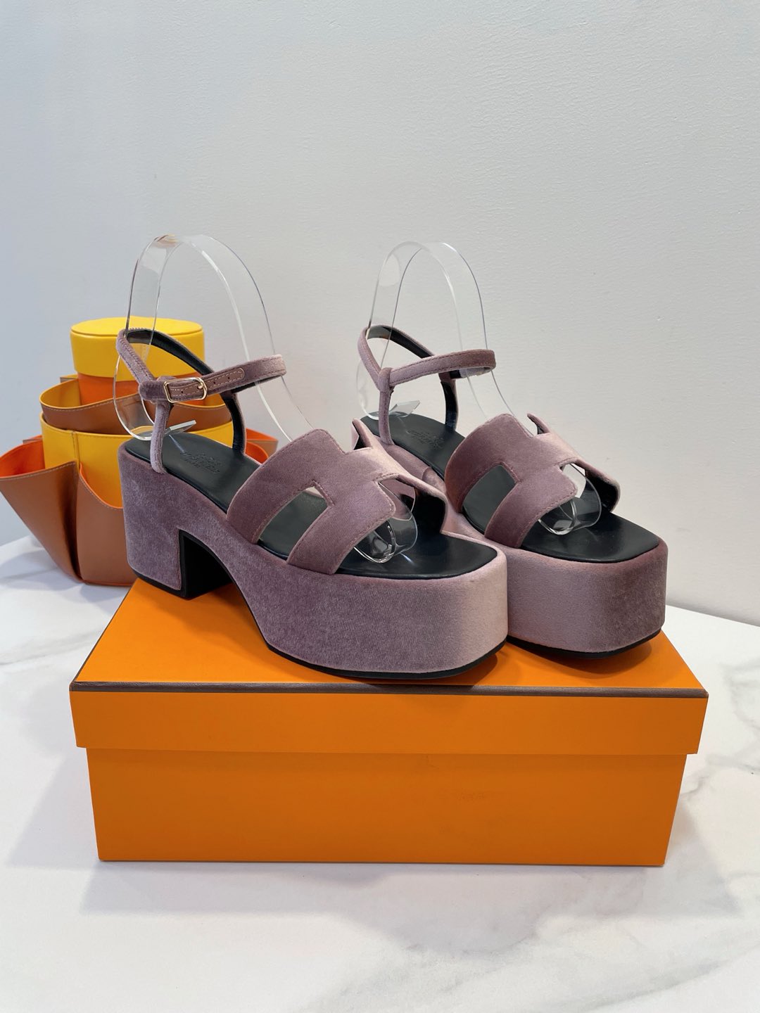 JAM 30 SANDAL IN ROSY BROWN VELVET