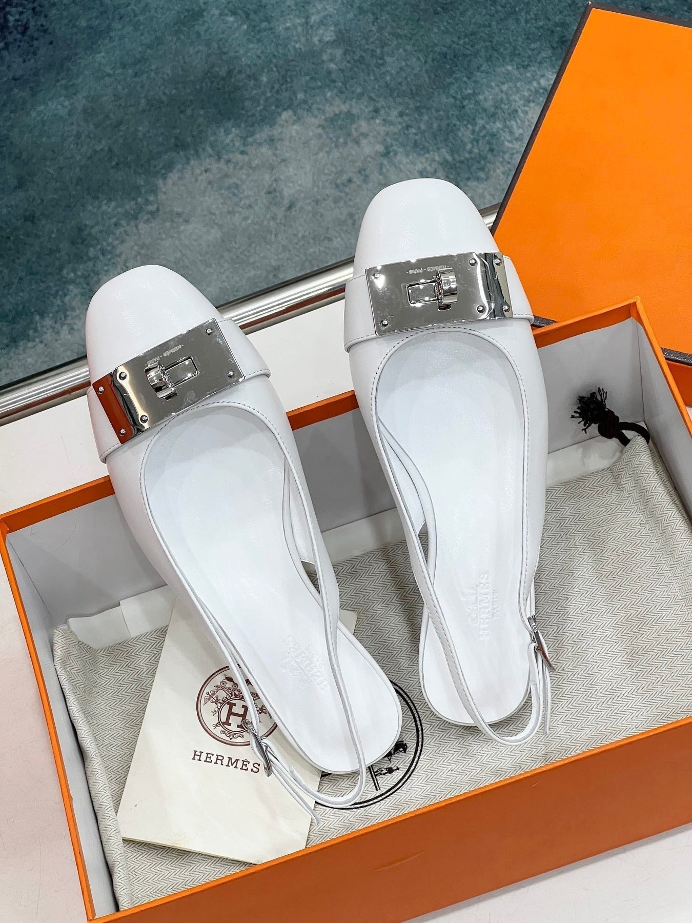 INNOCENTE SLINGBACK WHITE CALFSKIN