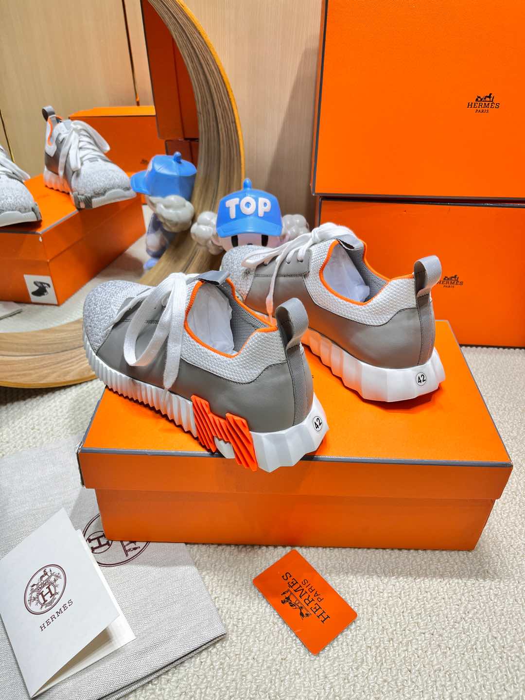 DEPART SLIP-ON SNEAKER IN WHITE MIX MOUSE GRAY KNIT AND CALFSKIN