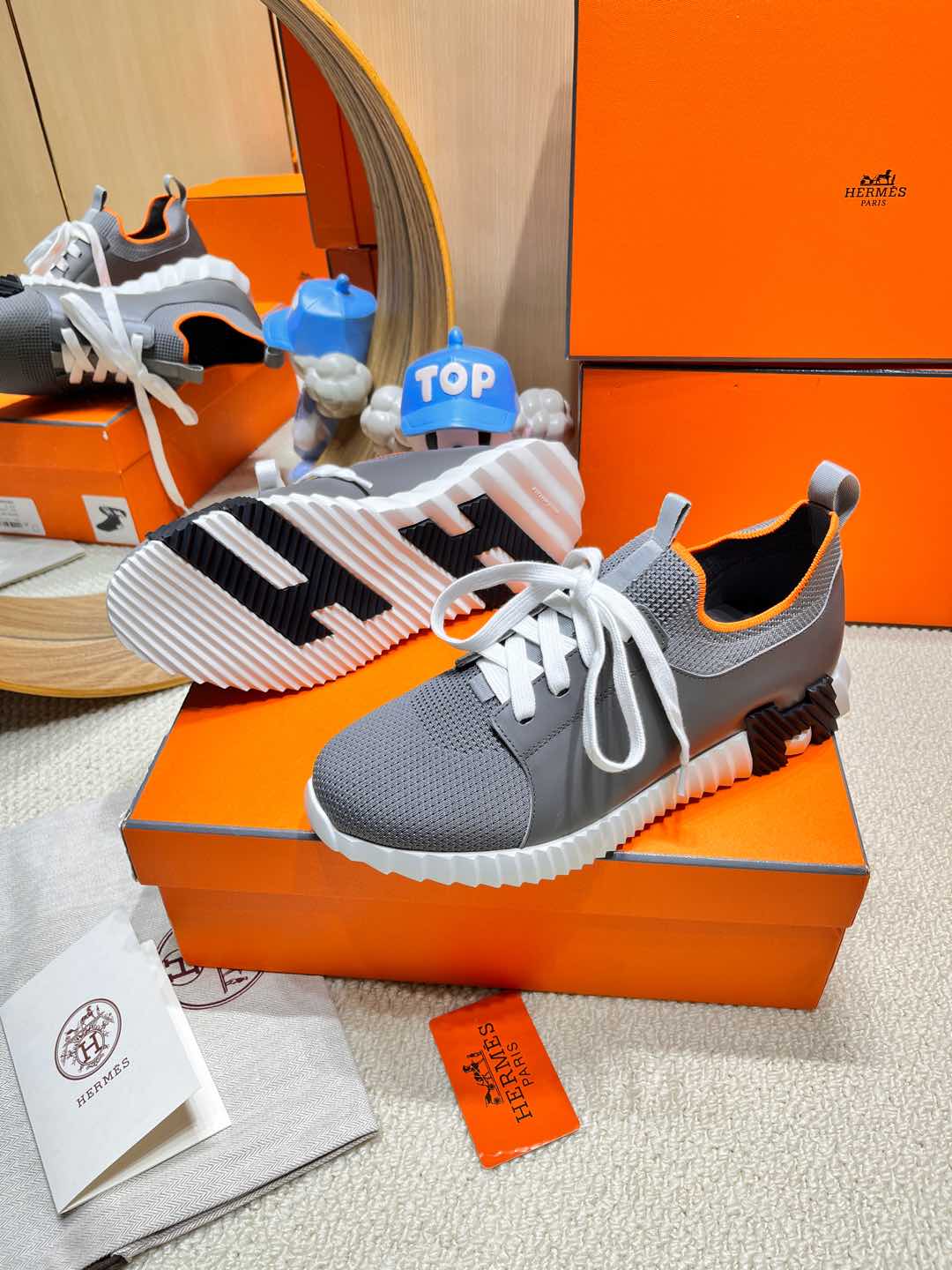 DEPART SLIP-ON SNEAKER IN MOUSE GRAY KNIT AND CALFSKIN