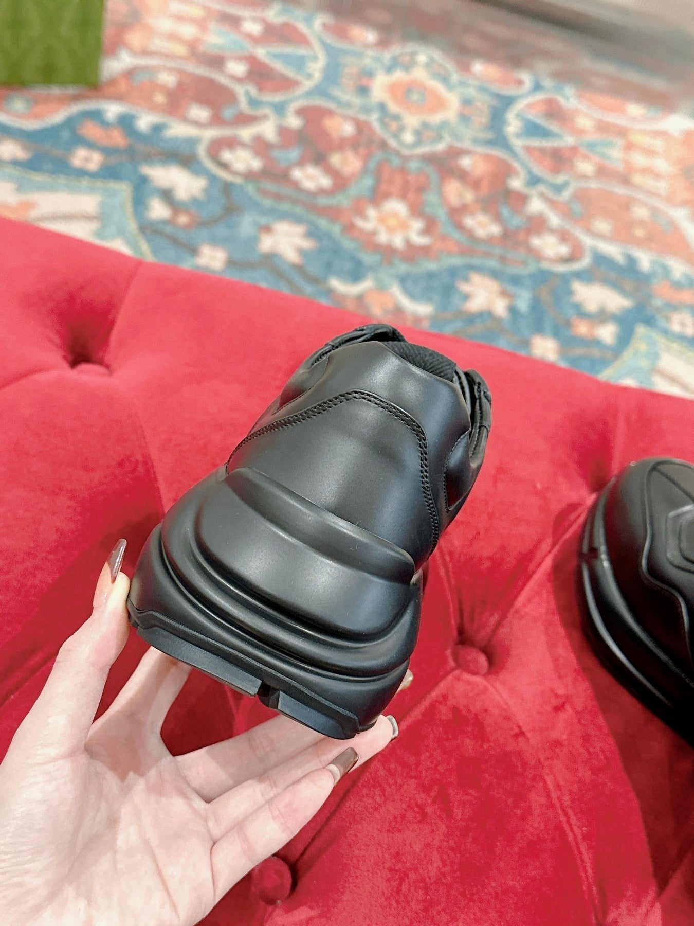 GG RHYTON TRAINER BLACK CALFSKIN WITH WHITE LOGO