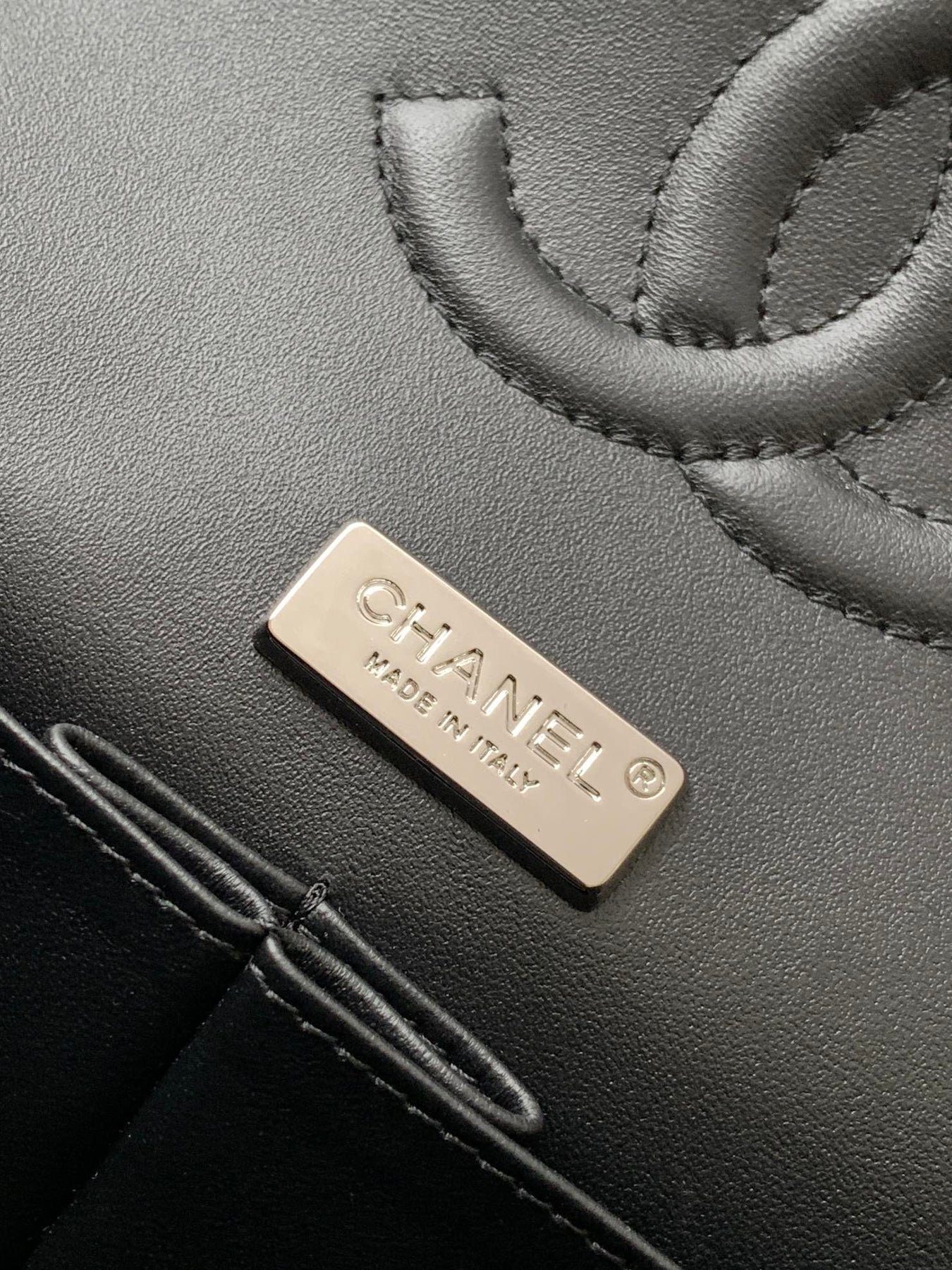 CC 25 FLAP BAG IN BLACK DENIM WITH STRAP