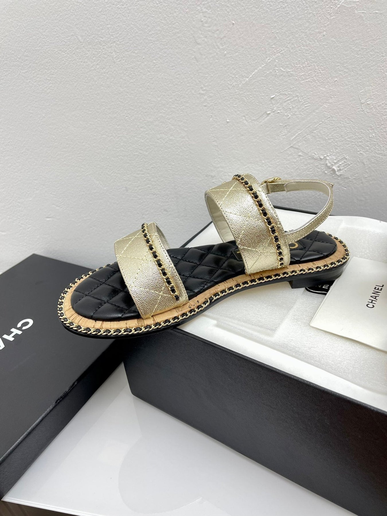 DOUBLE STRAPS SANDALS IN LIGHT GOLD LAMBSKIN