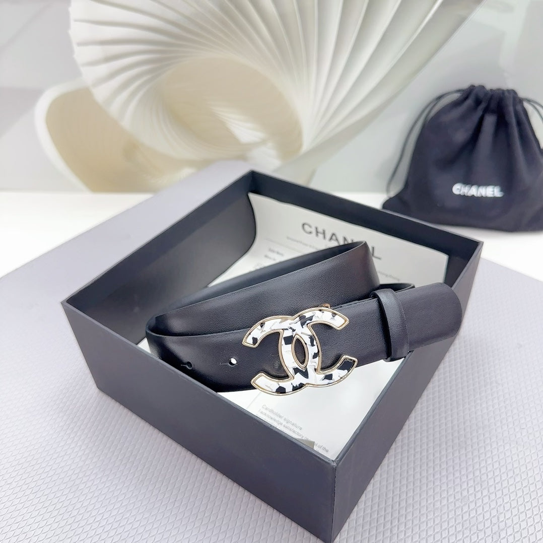 CC 30MM BELT IN BLACK SHINNY CALFSKIN WHITE LOGO