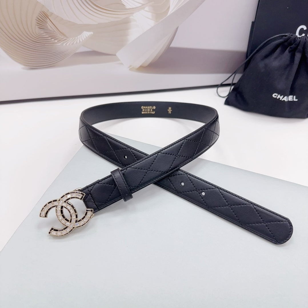 CC 30MM BELT IN BLACK EMBROIDERED CALFSKIN GOLD HARDWARE