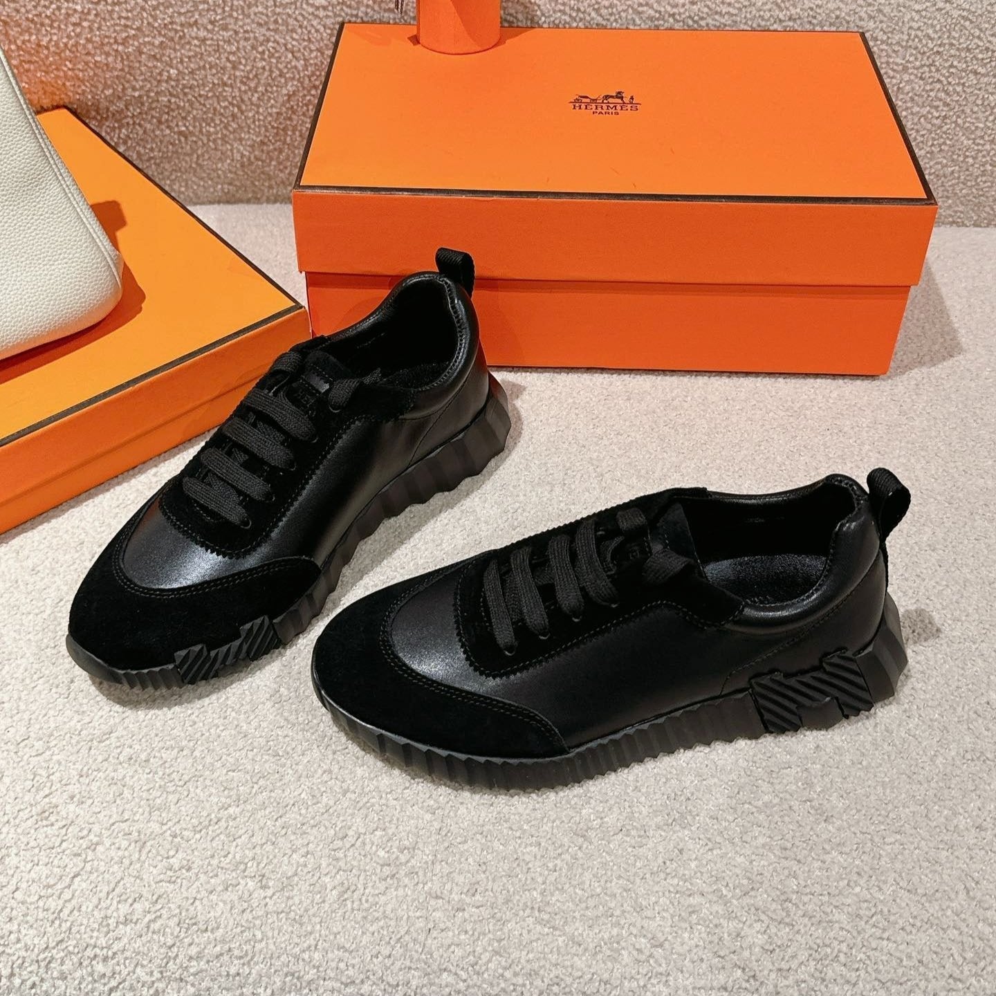 MAINLAND SNEAKER IN FULL BLACK SUEDE AND CALFSKIN