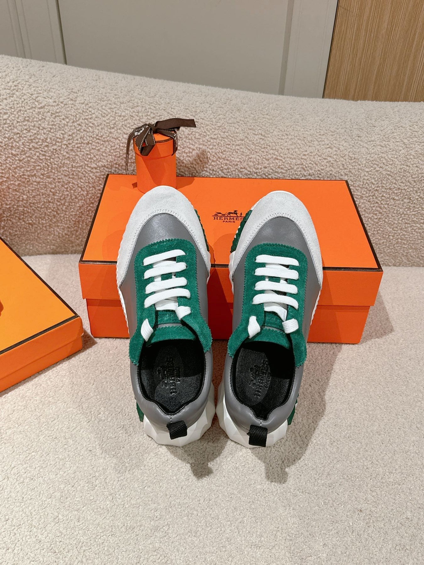 MAINLAND SNEAKER IN PALE GRAY SUEDE AND MOUSE GRAY CALFSKIN