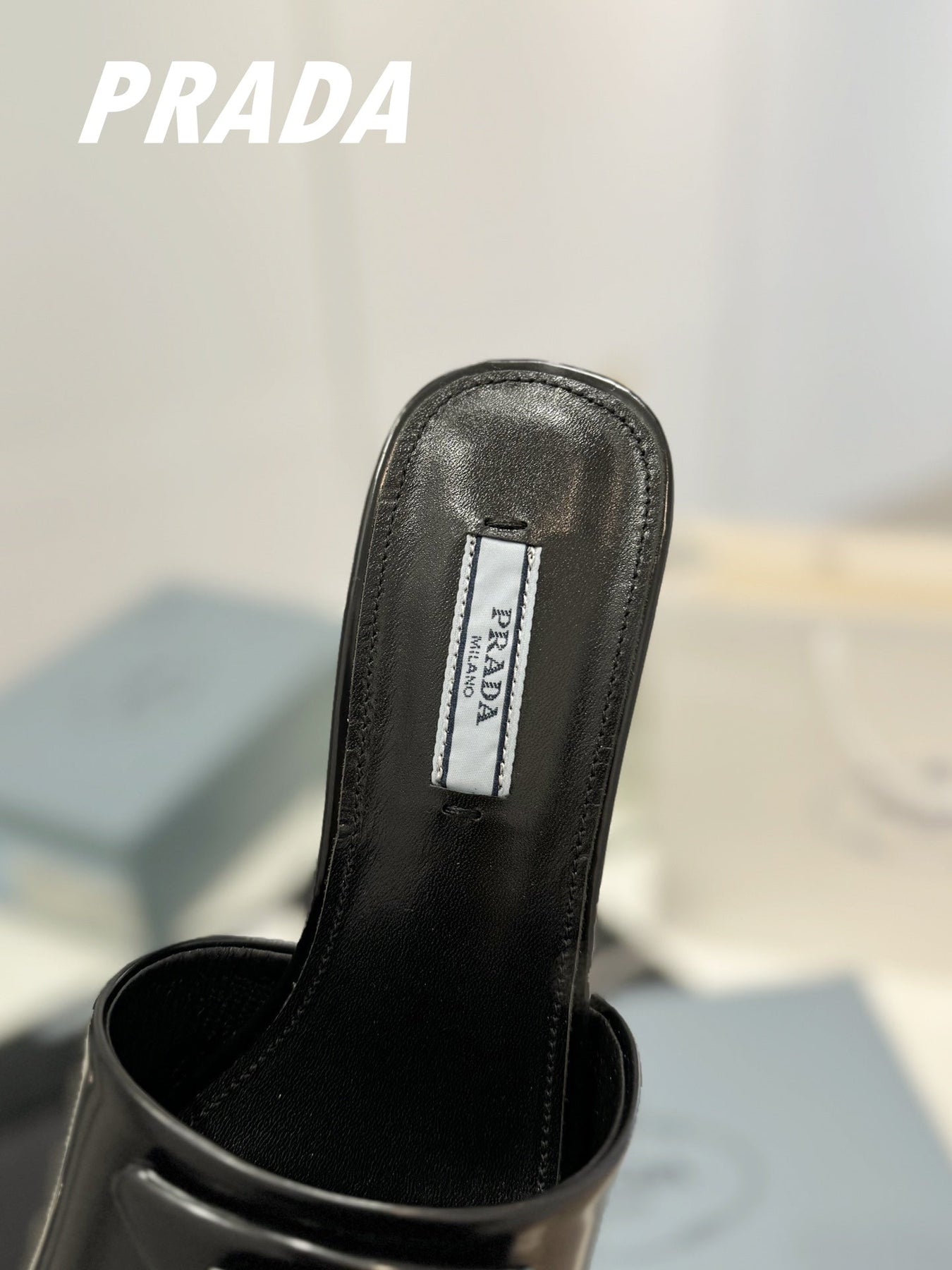 PRA BRUSHED LEATHER HEELED SLIDES BLACK