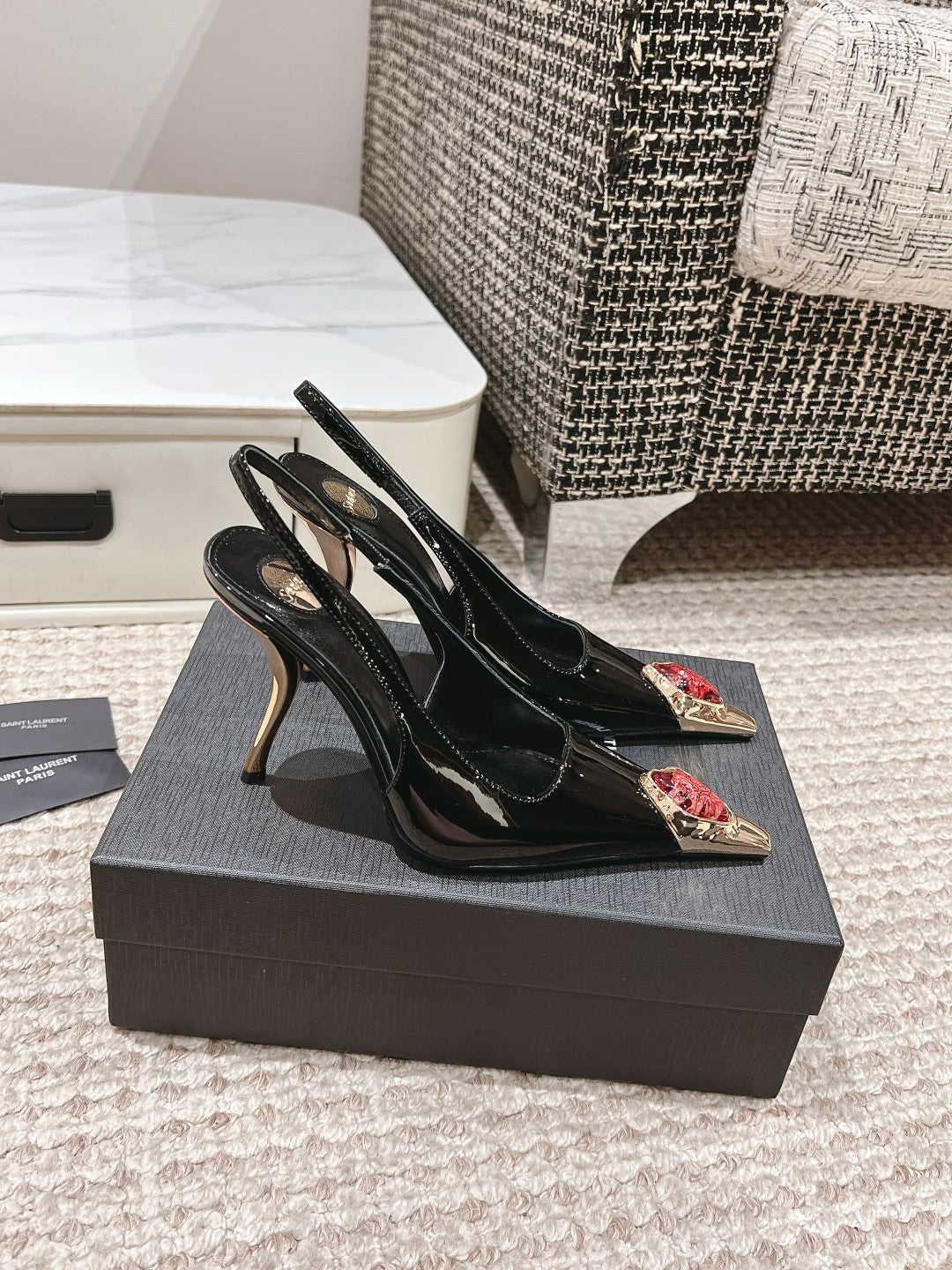 DUNE HIGH 10 CM SLINGBACK PUMPS IN BLACK PATENT LEATHER WITH CRYSTAL
