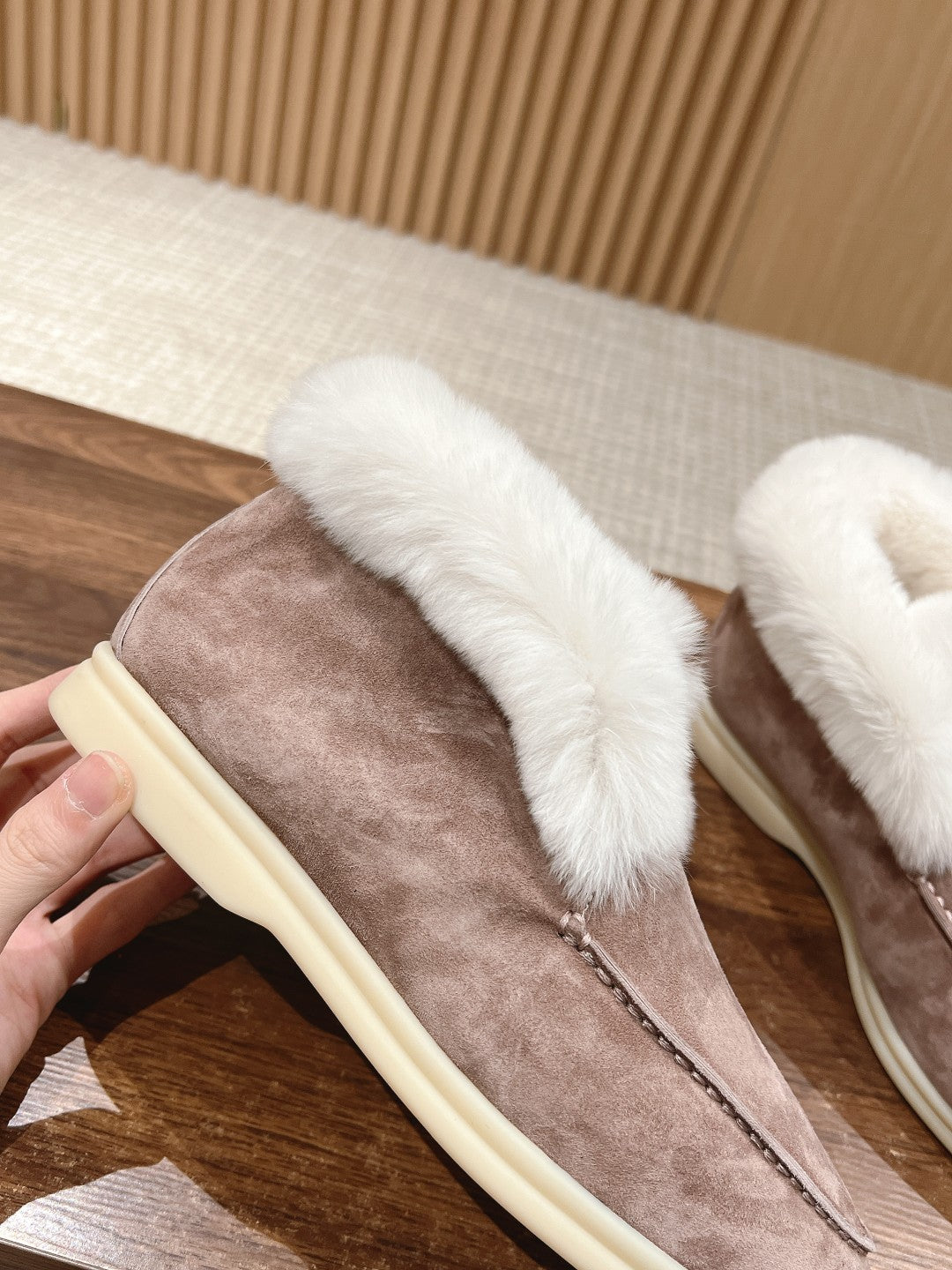 LP CLASSIC SUMMER CHARMS WALK LOAFERS CAMEL CALFSKIN