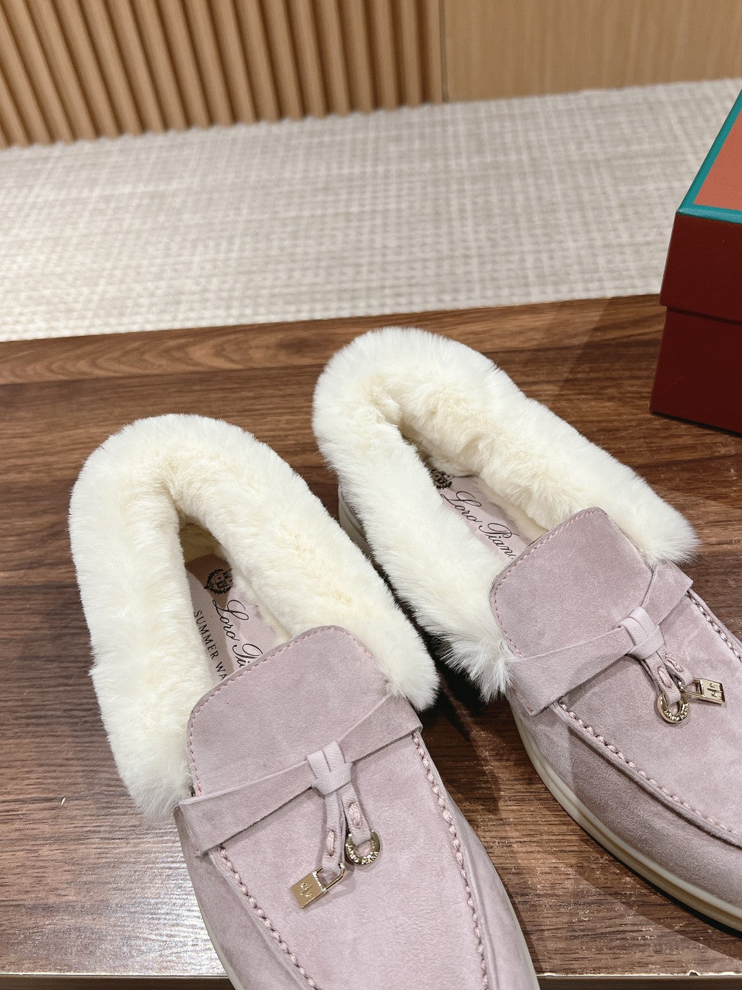 LP SUMMER CHARMS WALK LOAFERS THISTLE FLEECE