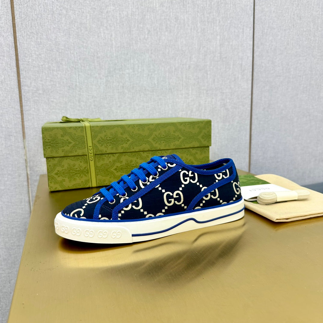 GG TENNIS 1977 TRAINER BLACK AND COBALT CANVAS