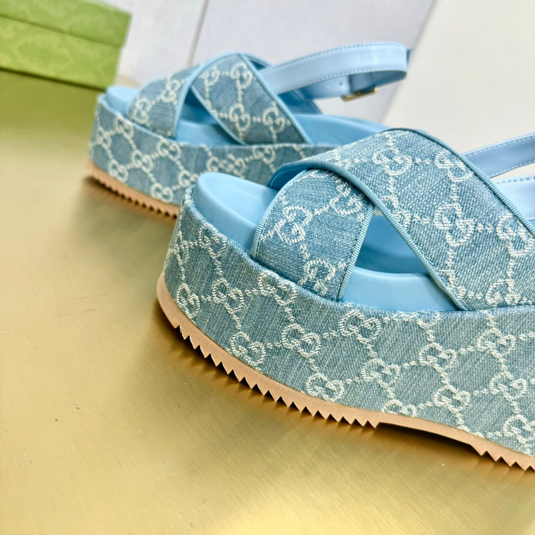 GG SUPREME PLATFORM SKY CANVAS