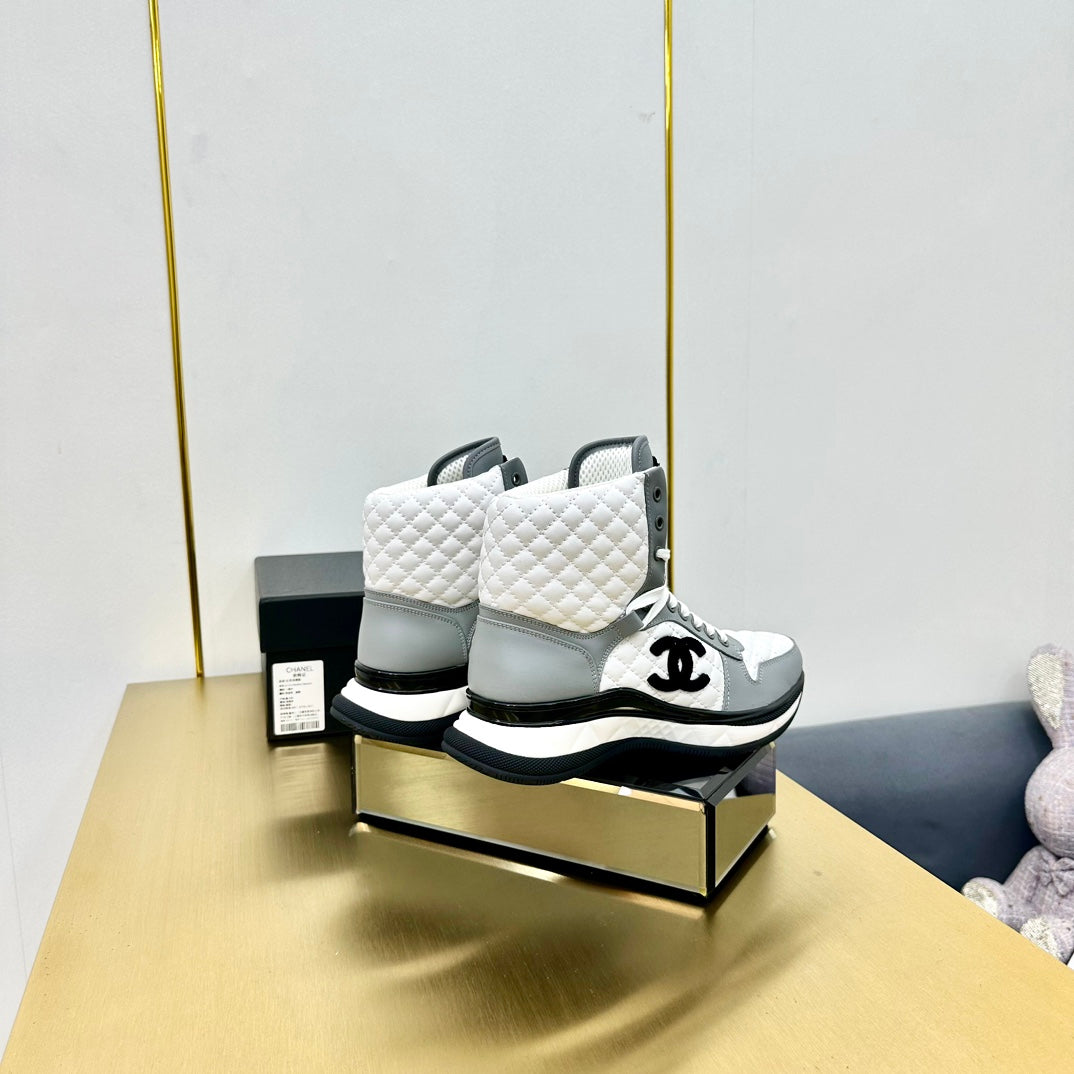 ATHLETIC SHOES IN WHITE MIX ASH GRAY CALFSKIN